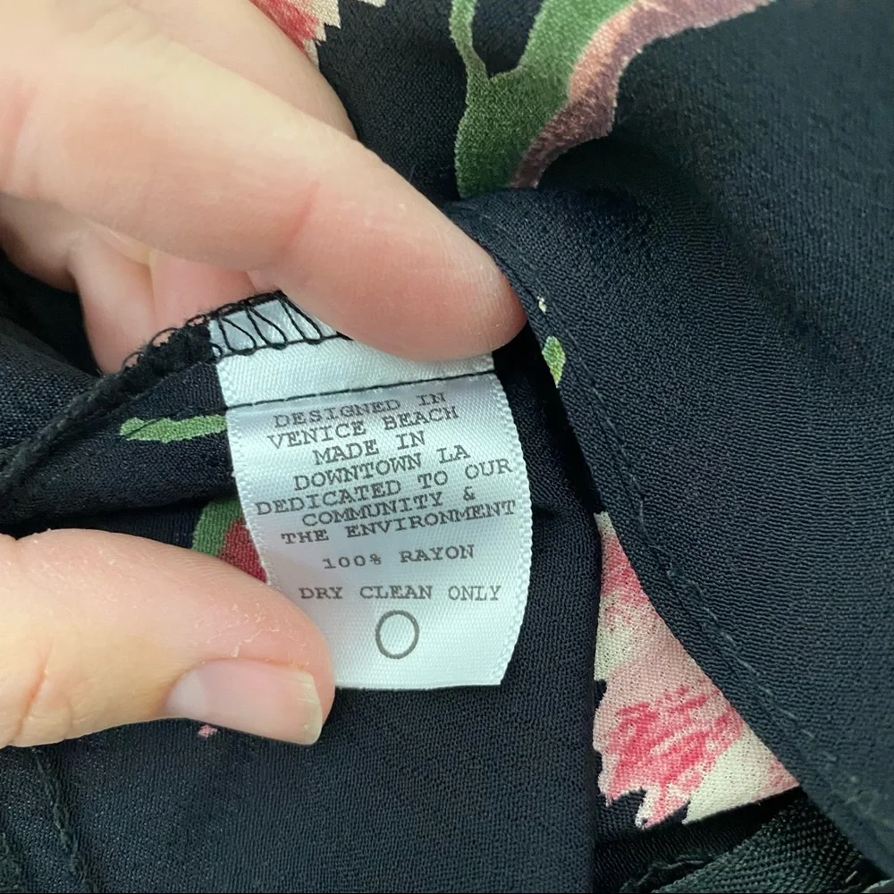 Flynn Skye black poppy floral halter mini dress ruffle hem size small - Picture 4 of 4